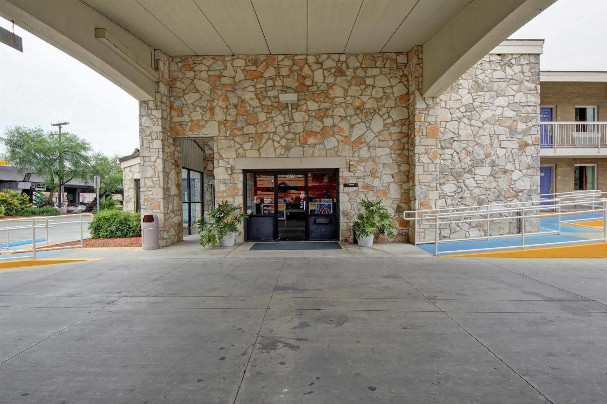 Motel 6-San Antonio, Tx - Downtown - Market Square Kültér fotó